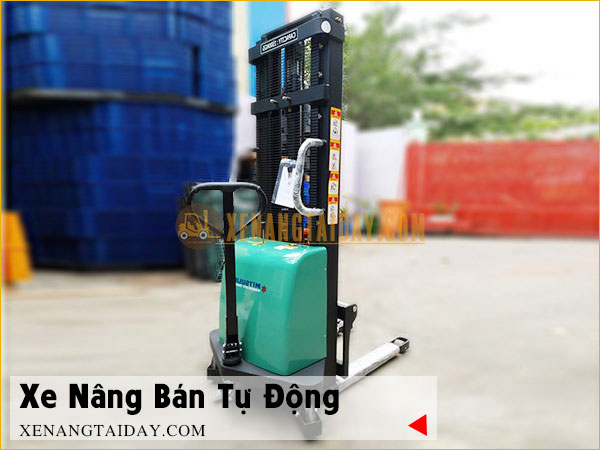 Xe nâng bán tự động Mitsulift