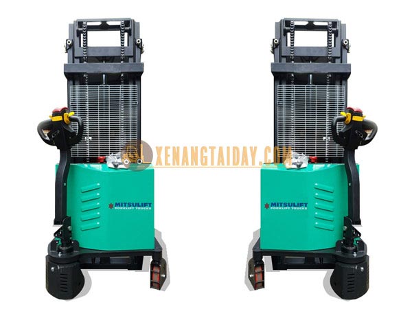 Xe nâng điện tự động