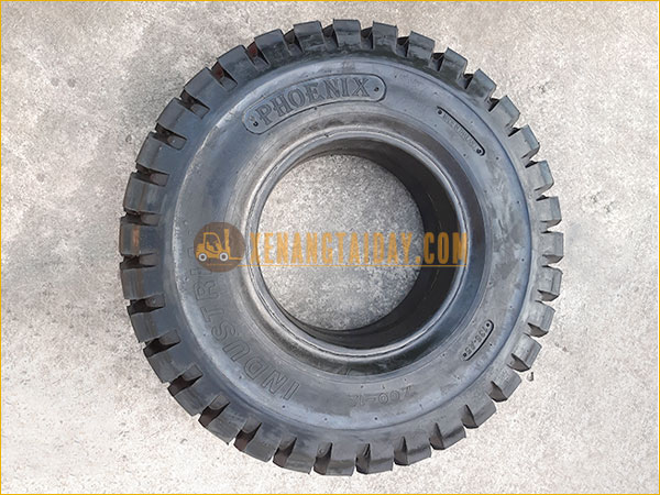 Hình ảnh mẫu: Lốp đặc xe nâng Phoenix size 700-12.