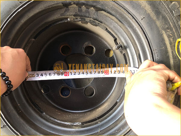 Đo đường kính trong của mâm