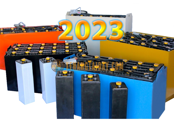 Giá bình điện xe nâng 2023