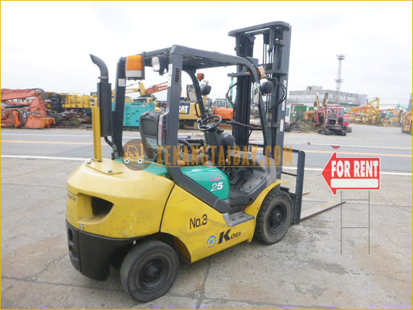 Cho thuê xe nâng dầu Diesel