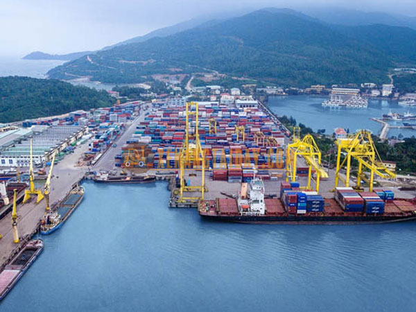 Dịch vụ vận chuyển xe nâng từ nhật bản về việt nam