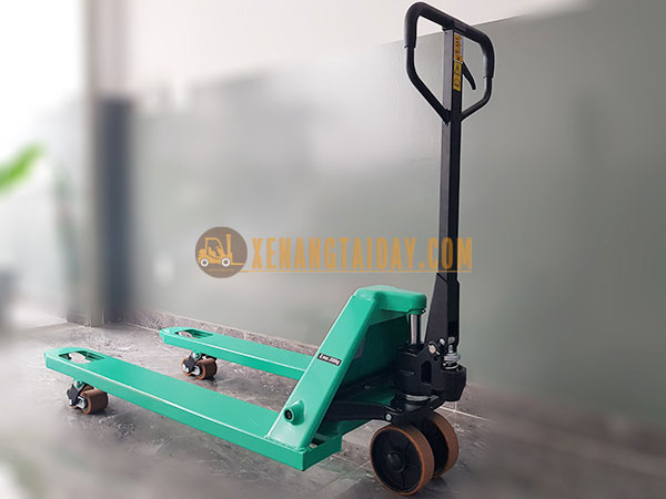 xe nâng tay thấp