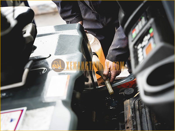 Bảng Giá Bảo Dưỡng Xe Nâng Xăng – Dầu 3 – 5 Tấn Mới Nhất 2023 2