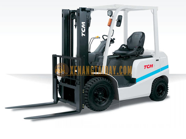 Xe nâng dầu TCM FD15T13