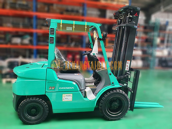 Xe nâng dầu Mitsubishi FD30NT