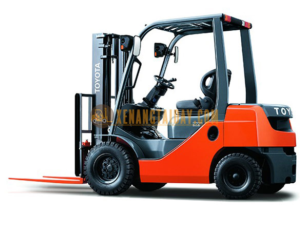 Xe nâng xăng Toyota 8FG15