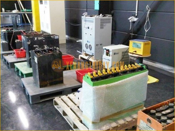 Đảm bảo pin được sạc đầy và duy trì sạc đầy
