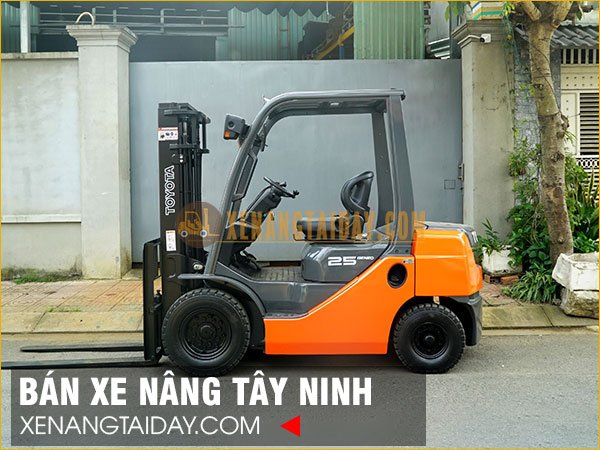 Xe nâng dầu cũ tại Tây Ninh siêu đẹp