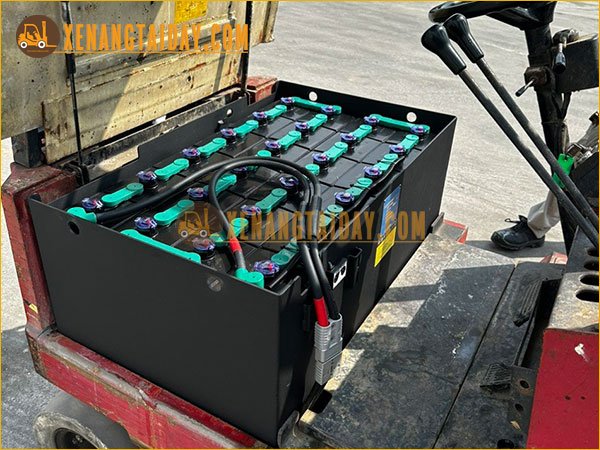 Bình điện 48V lắp cho xe nâng ngồi 2 - 2.5 tấn