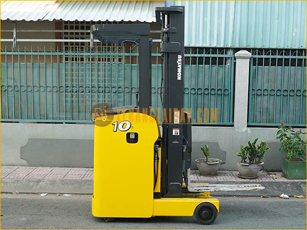 Xe nâng điện đứng lái Komatsu 1 tấn