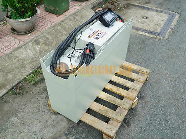 Pin Lithium 48V 280Ah tại XENANGTAIDAY.COM
