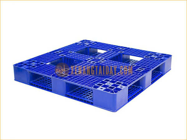Pallet hai mặt bốn chiều nâng