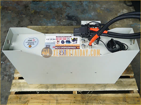 Pin lithium 24V 200Ah