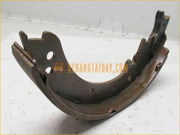 Guốc phanh xe nâng Nissan
