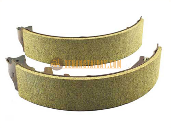 Guốc phanh xe nâng TCM