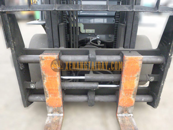 Xe nâng Xăng TOYOTA 02-8FG25