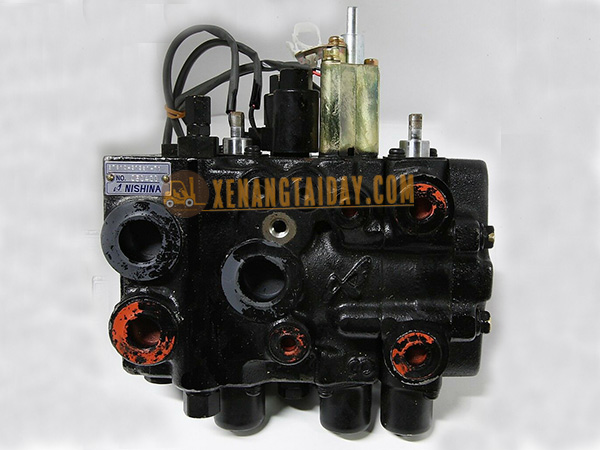 Van điều áp thuỷ lực xe nâng Toyota