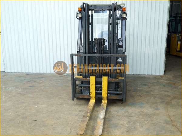 Hướng Dẫn Cách Lái Xe Nâng Điện Ngồi Cho Người Mới