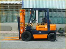 Xe nâng bãi Nhật và những lợi ích của doanh nghiệp khi sử dụng