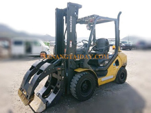 Xe nâng dầu KOMATSU FD30T-17