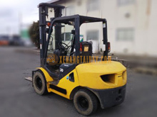 Xe nâng dầu KOMATSU FD30T-17