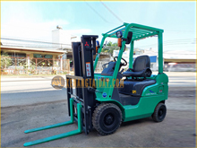 Xe Nâng Dầu MITSUBISHI FD15T