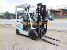 Xe nâng dầu TCM FD15T3