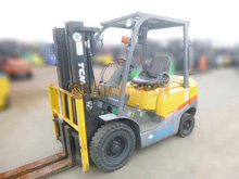 Xe nâng dầu TCM FD25T14