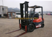 Xe nâng dầu TOYOTA 02-6FD25