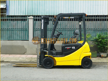 Xe nâng điện ngồi lái KOMATSU FB15-12