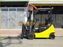 Xe nâng điện ngồi lái KOMATSU FB15-12
