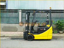 Xe nâng điện ngồi lái KOMATSU FB15M-12