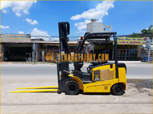 Xe nâng điện ngồi lái KOMATSU FE25-1