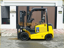Xe nâng điện ngồi lái KOMATSU FE25-1