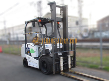 Xe nâng điện ngồi lái KOMATSUFB30-12