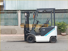 Xe nâng điện ngồi lái UNICARRIERS FB18-8