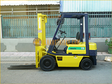 Xe nâng xăng KOMATSU FG15-15