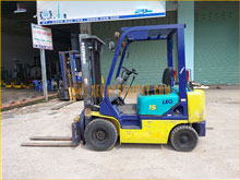 Xe nâng xăng KOMATSU FG15C-16