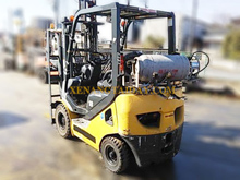 Xe nâng Xăng KOMATSU FG18T-20
