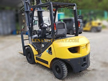 Xe nâng Xăng KOMATSU FG25T-16
