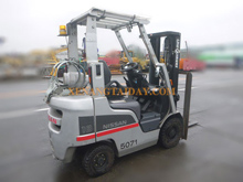 Xe nâng Xăng NISSAN P1F1A18D