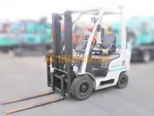 Xe nâng Xăng UNICARRIERS EBT-NP1F1