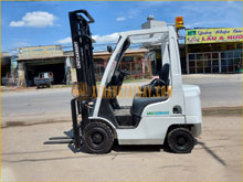 Xe nâng Xăng UNICARRIERS EBT-P1F1