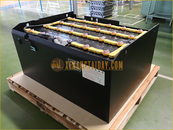 Bình điện xe nâng hiệu GS YUASA | Thương hiệu ắc quy xe nâng bền bỉ