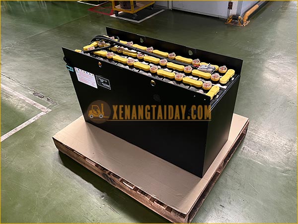Bình điện xe nâng hiệu GS YUASA | Thương hiệu ắc quy xe nâng bền bỉ