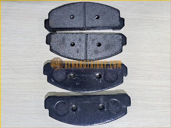 Bố thắng (má phanh) xe nâng điện đứng lái TOYOTA
