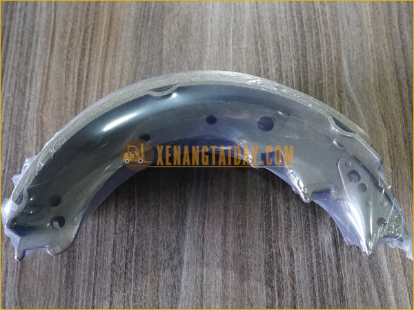 Bộ trống và guốc, bố thắng (má phanh) xe nâng điện ngồi lái MITSUBISHI 3 tấn, 3.5 tấn,...