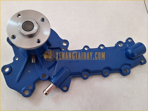 Bơm nước hiệu SIMIS cho động cơ KUBOTA V2403